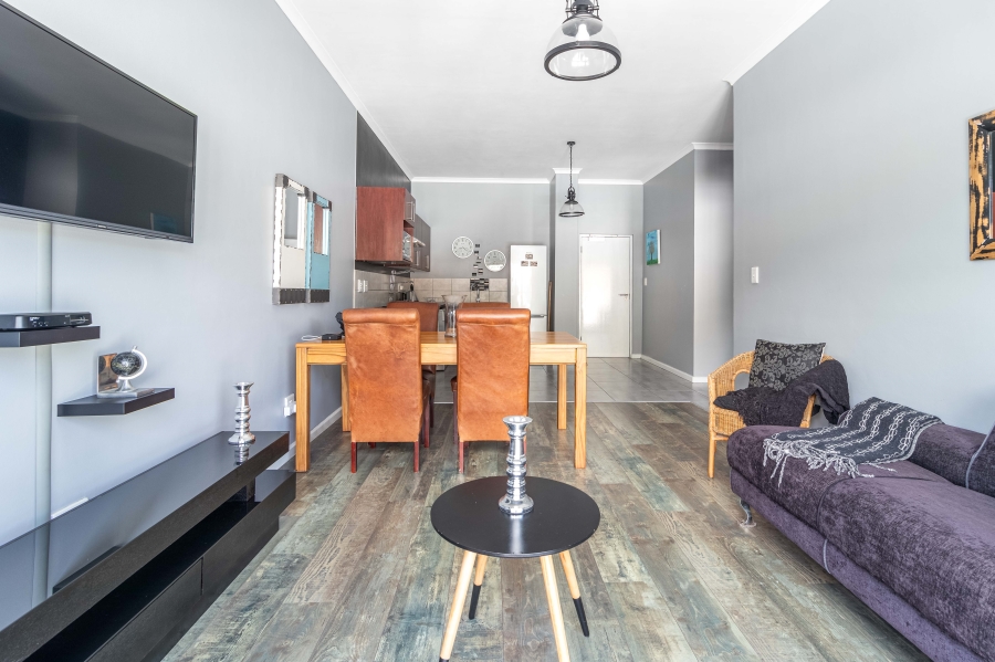 To Let 1 Bedroom Property for Rent in Woodstock Western Cape